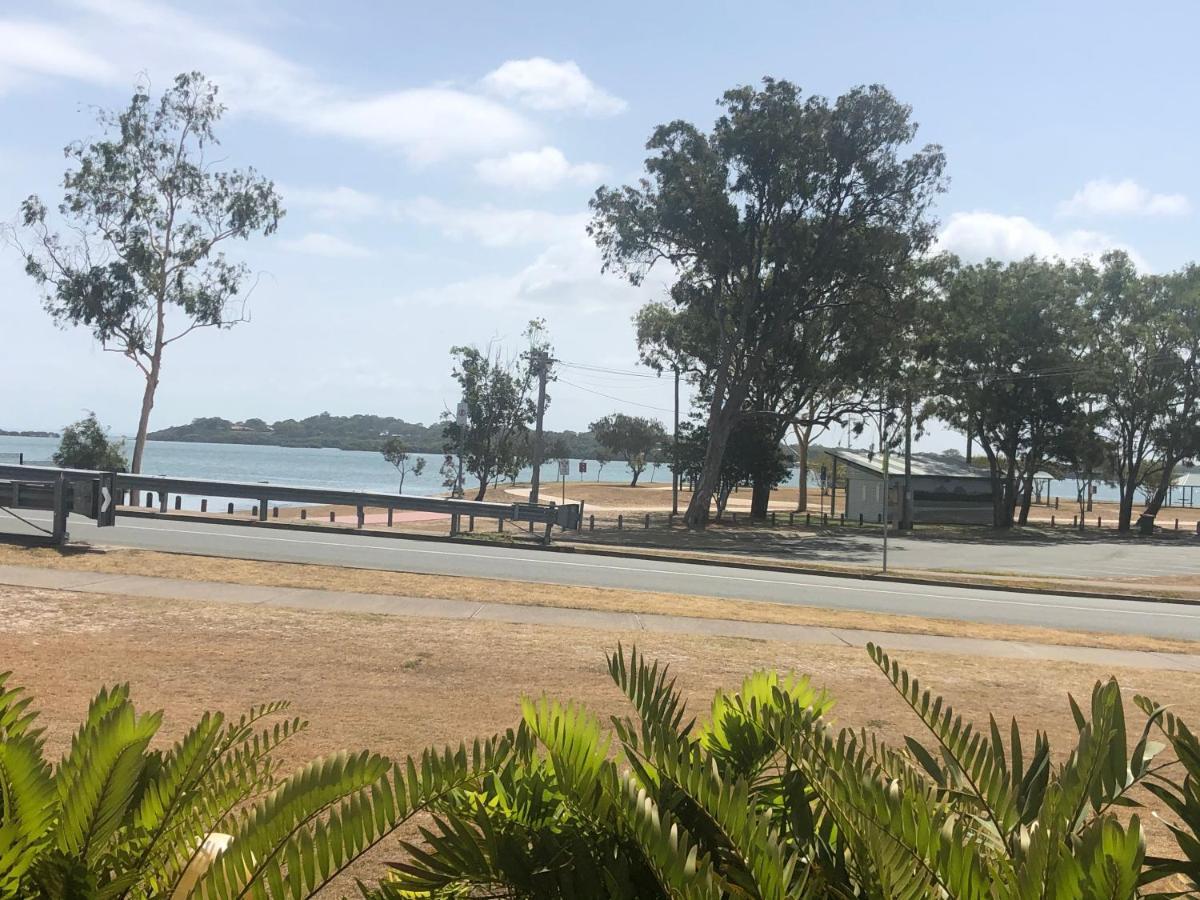 Bribie Waterways Motel Bongaree Exterior photo